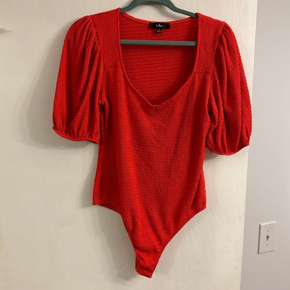 Bodysuit with puff sleeve